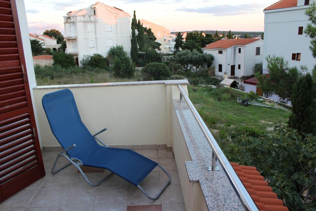 Apartments Marszalek Novalja Rom bilde